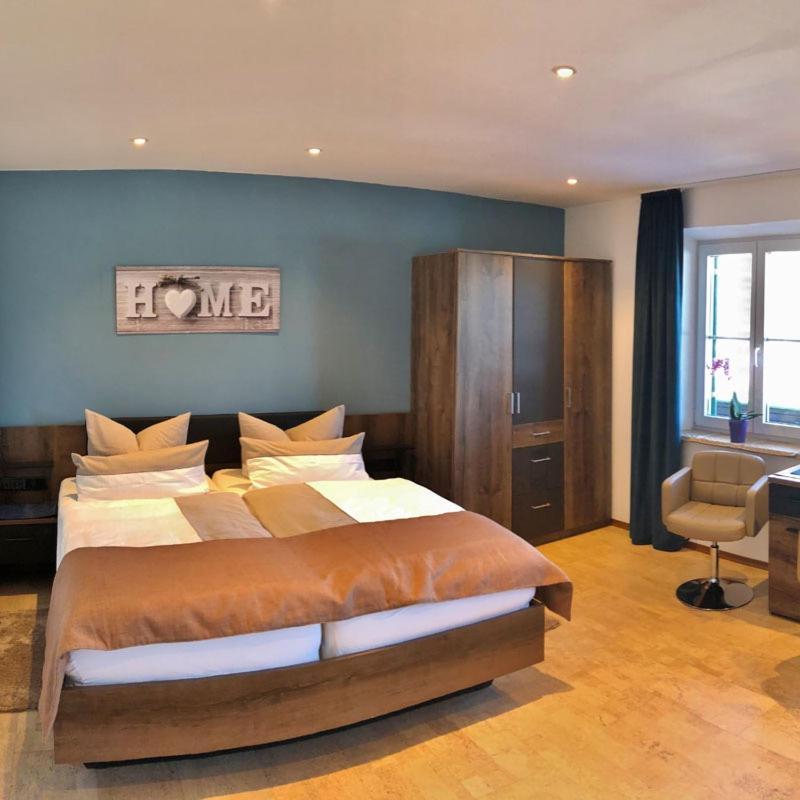 Hotel Restaurant Hausberg Garmisch-Partenkirchen Esterno foto
